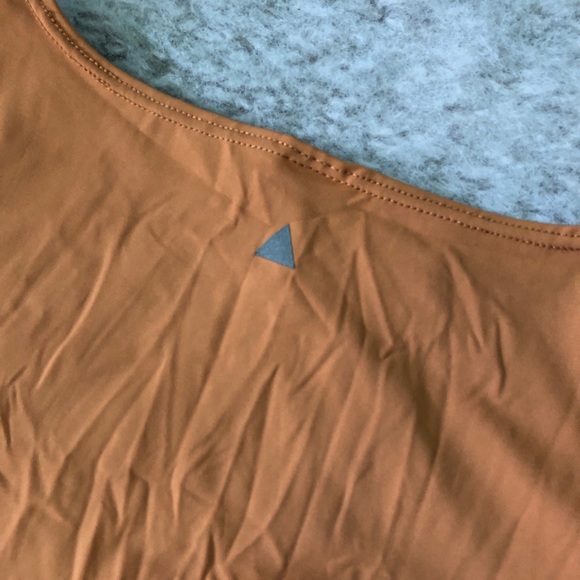 NWOT Balance Athletica Dancer Wrap Top - Picture 5 of 5